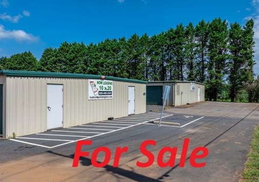 Street view of Self Storage facility